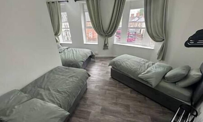 Grangetown Apartamento | Cardiff flat no1 outskirts of city centre sleeps six