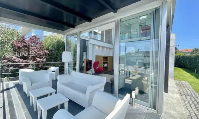 Mino Casa | La Casa de la Playa, a un Paso de la Orilla
