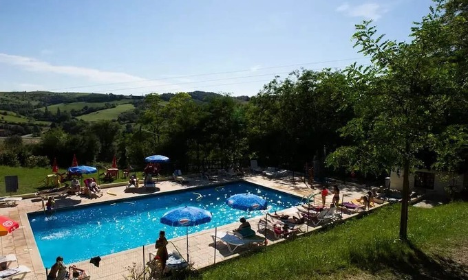 Durfort Alquiler De RV | Campsite Le Bourdieu* - Cyrius Furnished Tent 4 people