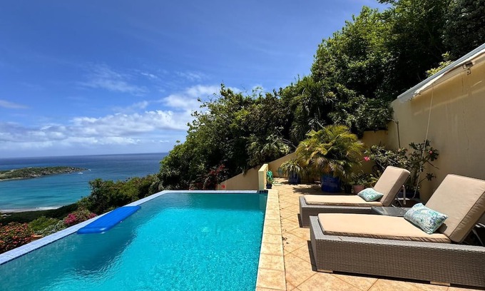 Cay Bay Hill Apartamento | View Point Grand Studio: Cozy, Ocean Views, Gentle Breezes, Backup Benerator