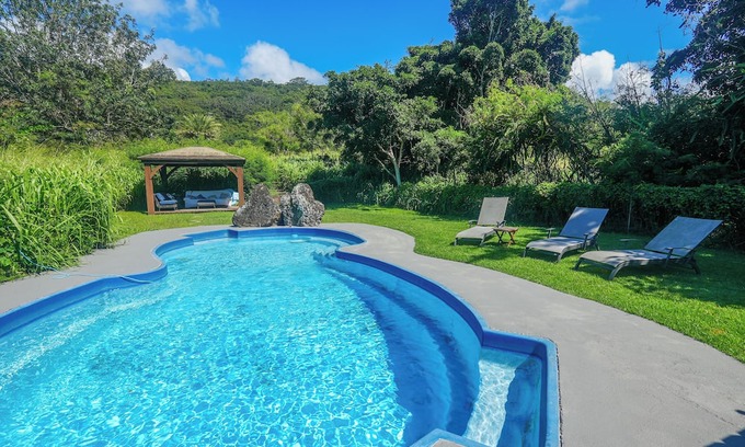 Waialee Casa | Secluded Pool House with Ocean Views on North Shore