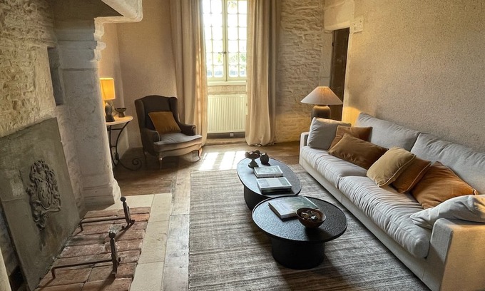 Sacquenay Casa | Manoir de Sacquenay - Independent guest house in the heart of Burgundy