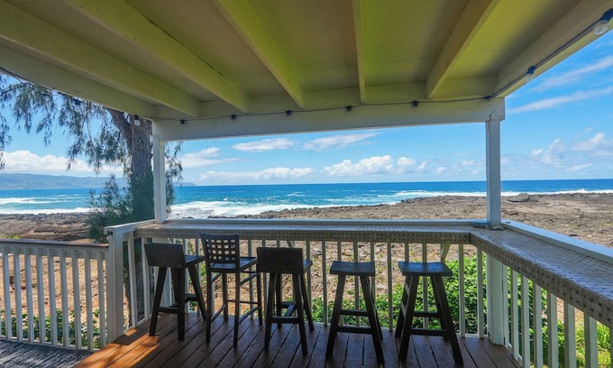 Pupukea Casa | Oceanfront 4-bed 3-bath house near Sharks Cove