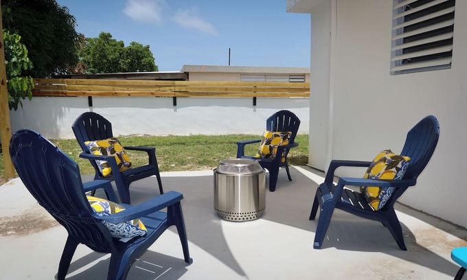 Quebrada Fajardo Casa | Charming 3-bedroom house in welcoming Fajardo with WiFi, AC.