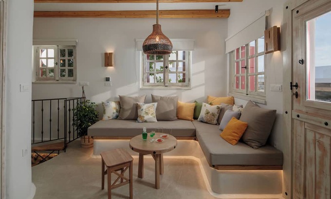 Vivlos Casa | Art Rustic Countryside Home