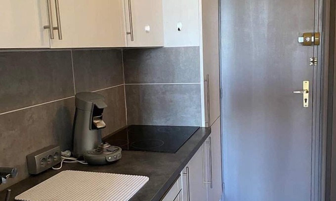 Le Grau-Du-Roi Apartamento | Coquet Studio, Boucanet, Beach 50m, Private Parking.