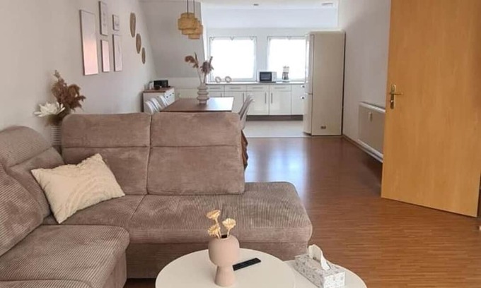 Sandershausen Apartamento | Apartment 'Stilvolle Ferienwohnung' with Private Terrace and Wi-Fi