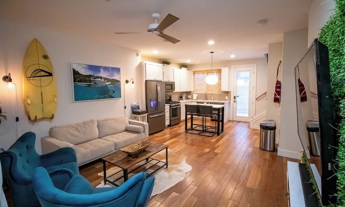 Dawson Casa | SoCo House - Huge rooftop deck PRIME Location