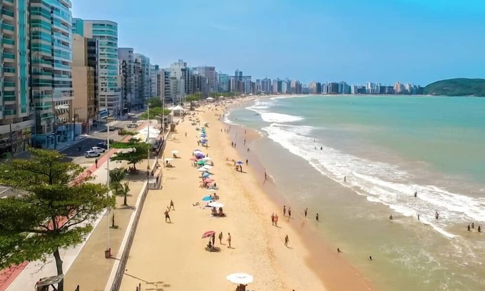 Praia do Morro Apartamento | Apartment with Sea View, 3 min from the beach in Guarapari