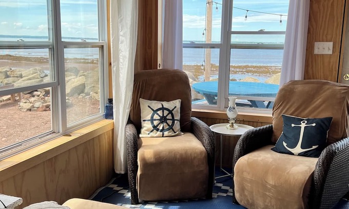 Brule Point Cabaña | Brule Cottage