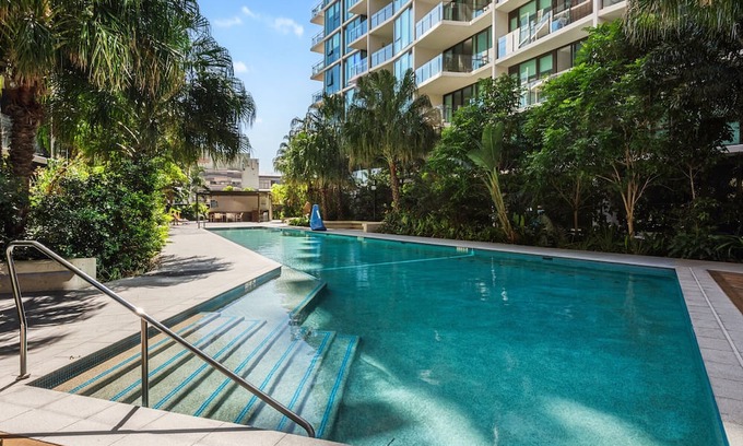 Newstead Apartamento | Cityscape 2-Bed with Pool, Gym & Secure Parking