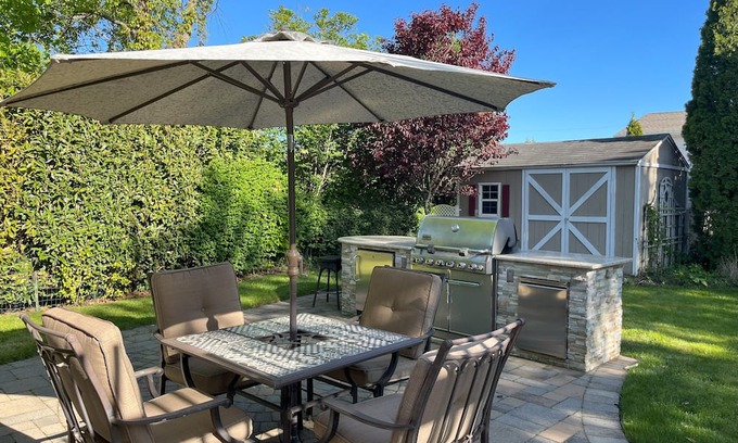 Massapequa Casa | Long Island Summer Getaway