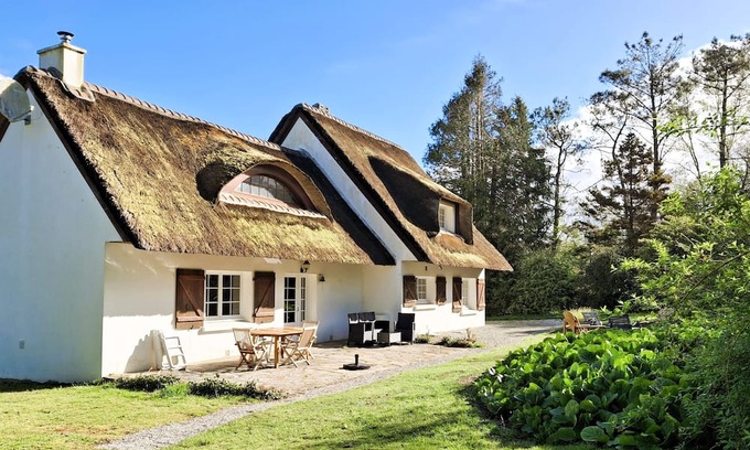 Saint-Mathieu Casa | Belle Chaumière Dans les Hauts de Morgat