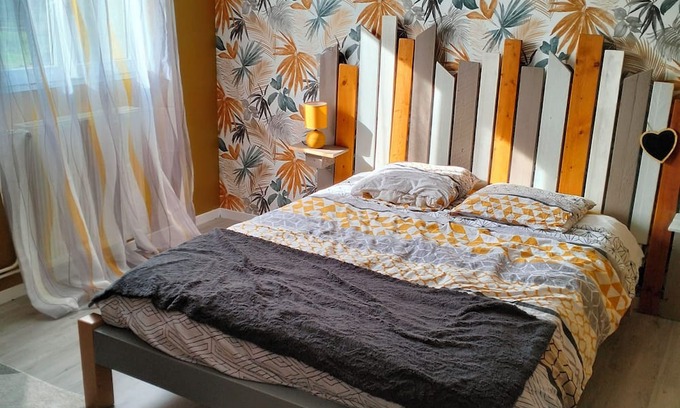 Saint-Pantaleon-de-Larche Apartamento | Vrbo Property