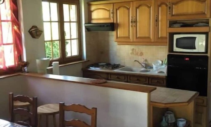 Le Mesnil-au-Val Casa | Vrbo Property