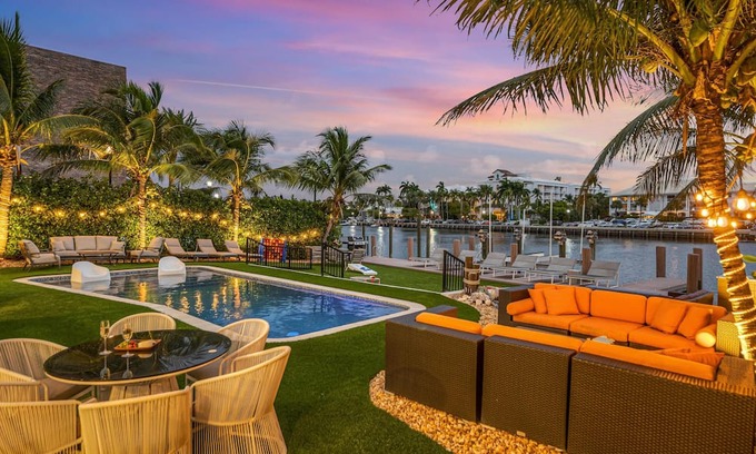 Barrier Island Apartamento | Suite by Beach Waterfront Lago Key Two