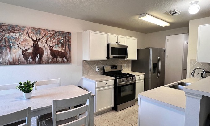 Atascocita Casa | The Wisteria House