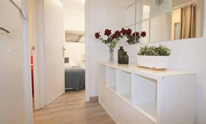 Collblanc y La Torrassa Apartamento | Apartment Marti i Julia