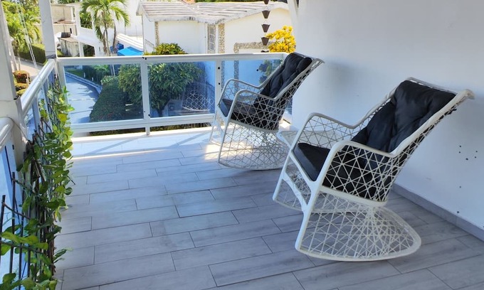 Puerto Bahia Casa | Las Pascualas Samana Condo Townhouse, 200m to the beach