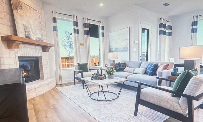 Royse City Casa | Cozy large furnished room in Royse City