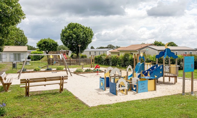 Mache Complejo | Property In A Holiday Village '8 - Maison T3 Eco' with Shared Pool, Terrace and Shared Garden