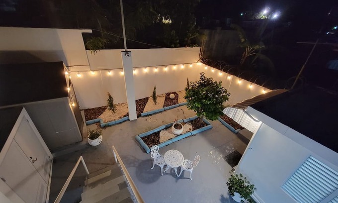 Mayaguez Pueblo Casa | Central Location in the West of the Island