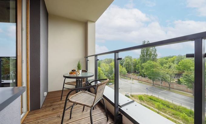 Targowek Apartamento | Cosy Studio With Balcony by Renters