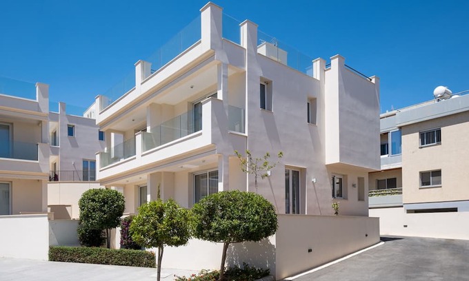 Agios Tychon Apartamento | Vista Project 7.1 - Two Bedroom Apartment, Sleeps 4