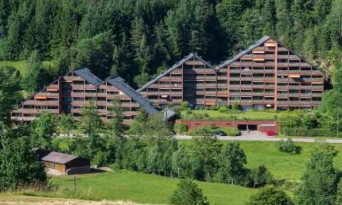 Tonbach Apartamento | Moderne Ferienwohnung mit Blick ins Tonbachtal