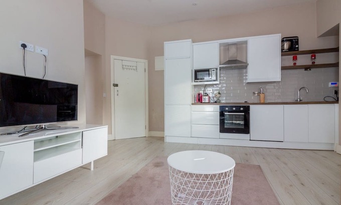 Dundrum Apartamento | GuestReady - Serene Rosy in Churchtown