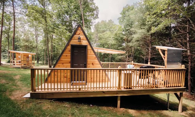 Robbins Cabina | Black Creek Glamping