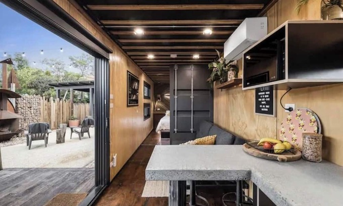 St Leonards Cabina | A quirky yet functional 40ft shipping container.