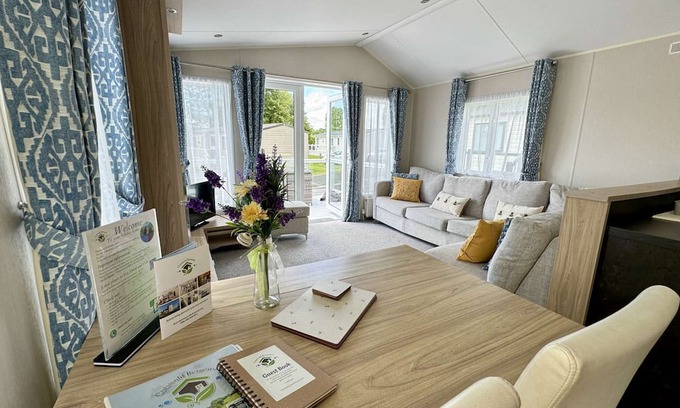 South Cerney Chalet De Esquí | The Reeds Lodge, pet friendly