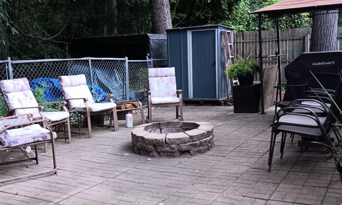 Grand Haven Apartamento | Nice 2-bedroom apartment in Grand Haven with WiFi, AC, near Lake MI, & shopping.
