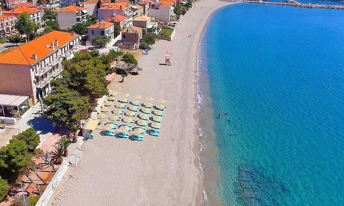 Paralio Astros Casa | Beachfront Astros Villa - Dukes Seaside Haven