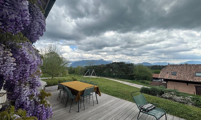 Cruseilles Casa | Vrbo Property