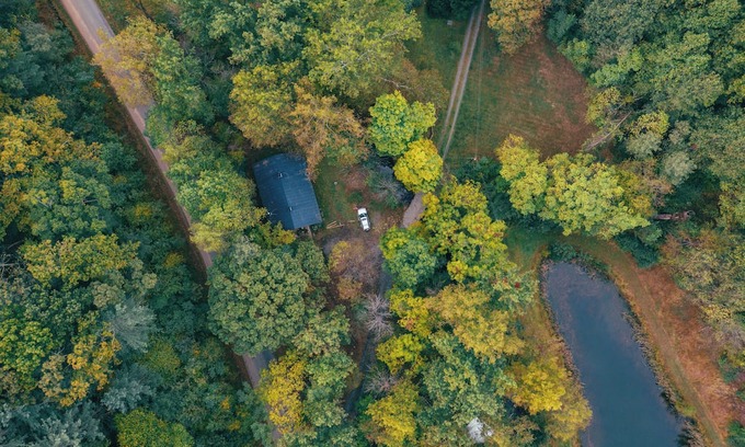 Bentonville Casa | The Shenandoah Church House
