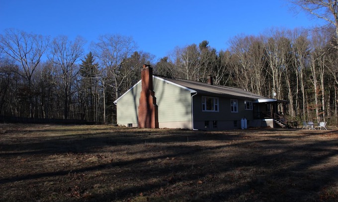 Hamden Casa | Mid-Century Modern Cabin. Minutes from Yale
