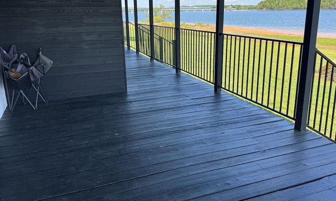 Dandridge Apartamento | Quaint Tiny Lake Cabin with boat launch and dock!
