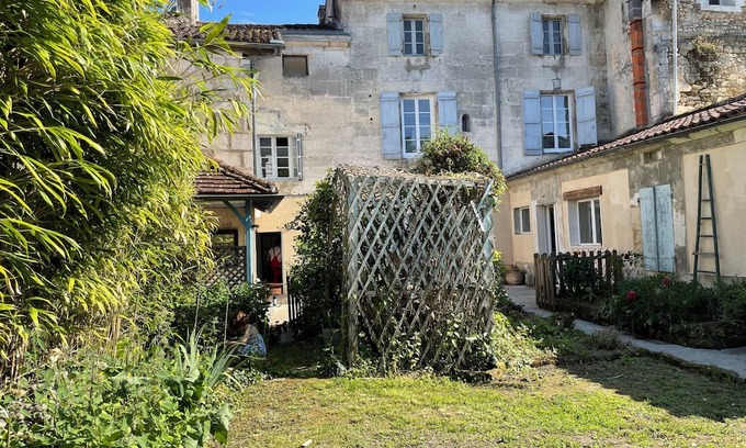 Mareuil en Perigord Casa | Jolie Maison en Coeur de Village, Commerces et Rando à Pieds, Animaux Acceptés