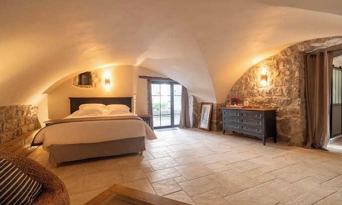 Berrias-et-Casteljau Cama Y Desayuno | Chambre D'hôtes La Voûte - Berrias et Casteljau - L'antre de Pierres