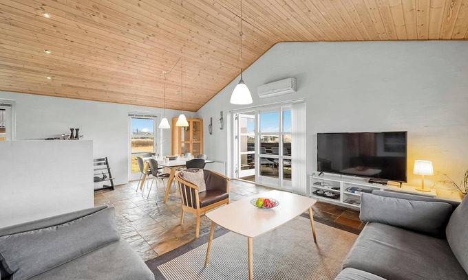 Nørre Lyngvig Cabaña | 4 bedroom accommodation in Hvide Sande