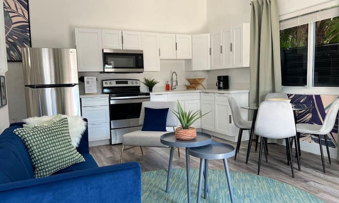 Coral Way Chalet De Esquí | Havana Ooh Na Na (Unit B)