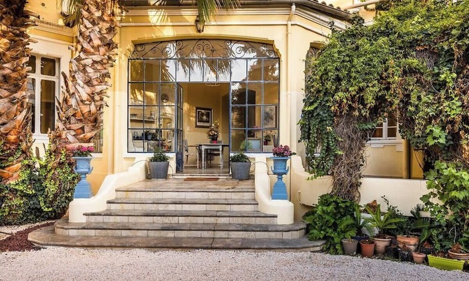 Bas-Vernet Apartamento | 66C1 - Stay in a château