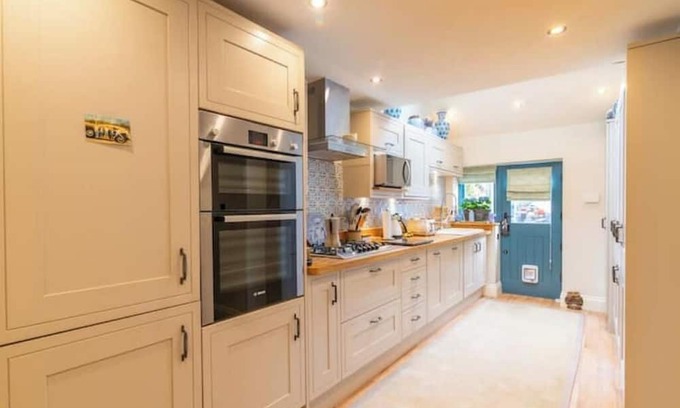 Rastrick Casa | Beautiful country cottage renovated close to Dales