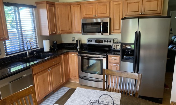 Marysville Casa | Destination: Relax and Enjoy! Minutes away from Casinos, Outlets, Lake Stevens..