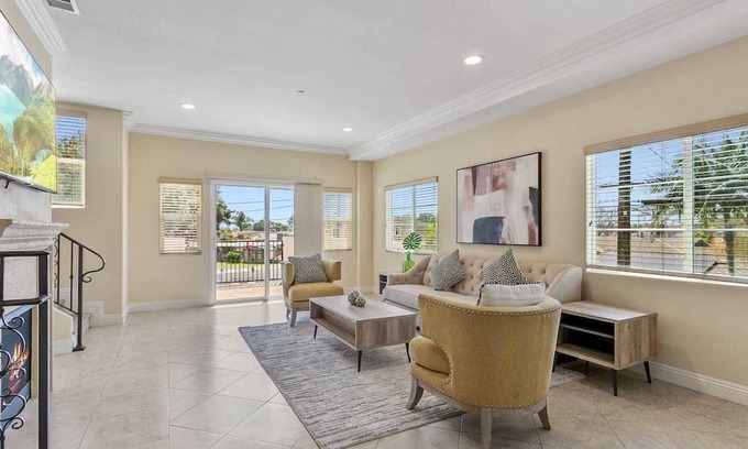 El Rancho Casa | The Rivera Haven on Passons Blvd