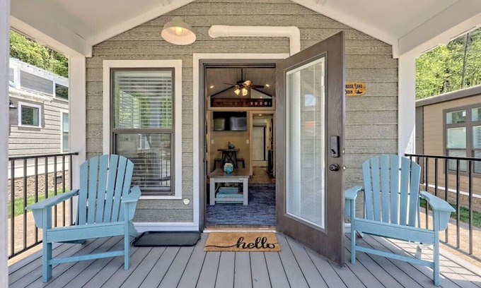 Clarkesville Casa | The Beary Cabin at Tiny Lee