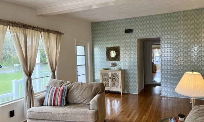 Holly Hill Casa | Spacious 2/2 House Near River