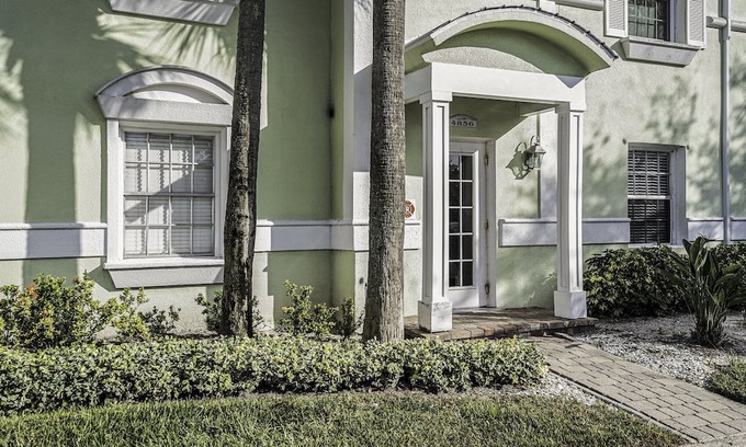 Coquina Key Apartamento | Beautiful Private Yacht Club Condo!